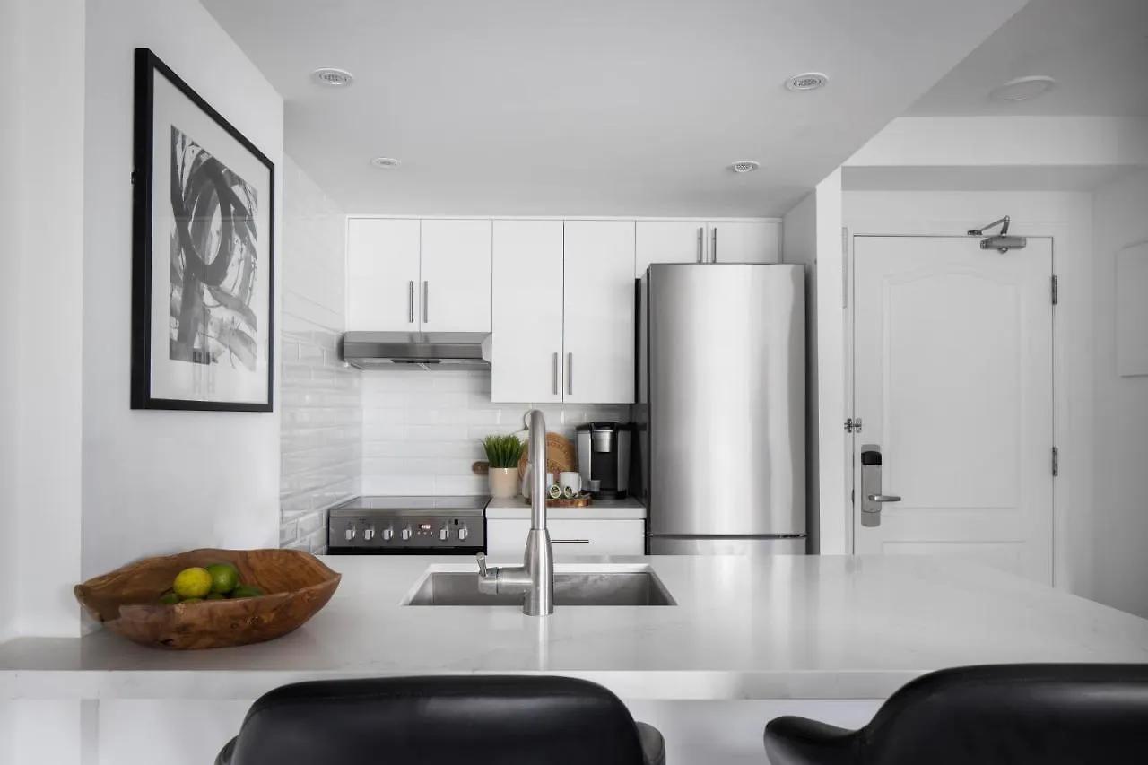 The Modern Whistler Apartment - Ski-In Ski-Out Canada